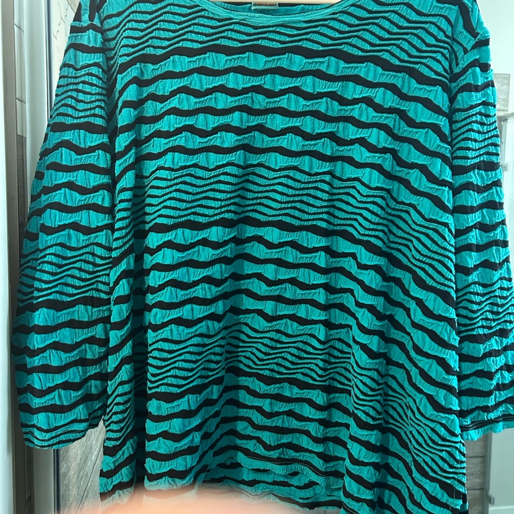 Tianello Teal and Black Wave Pattern Blouse